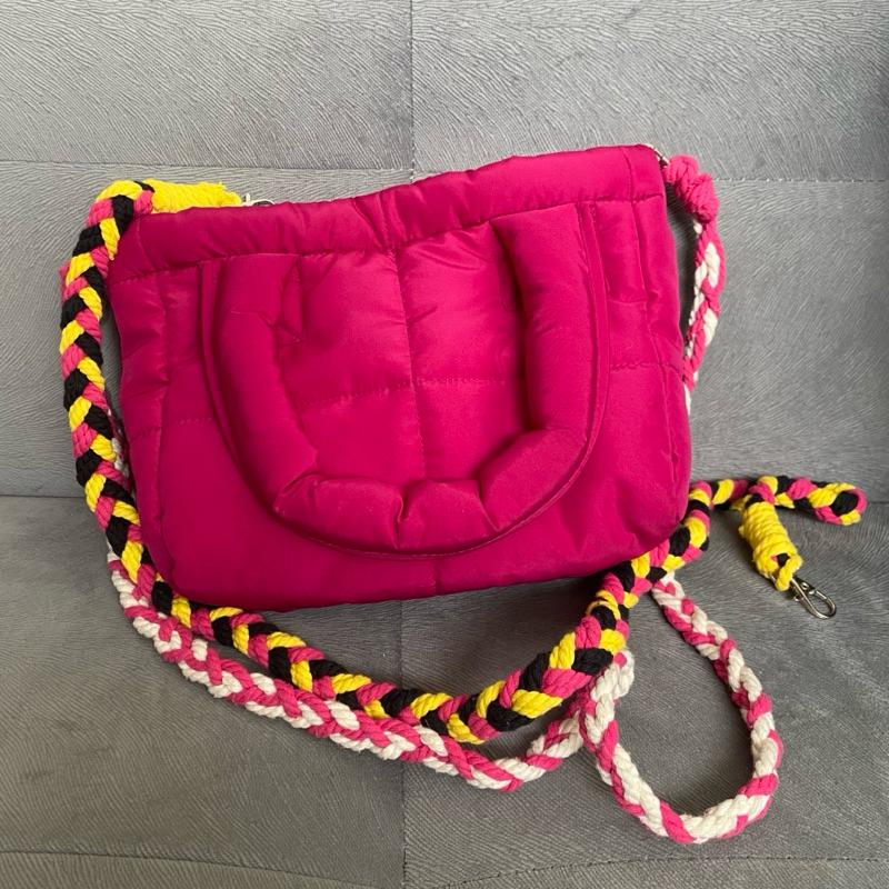 Preloved Puffy Bag