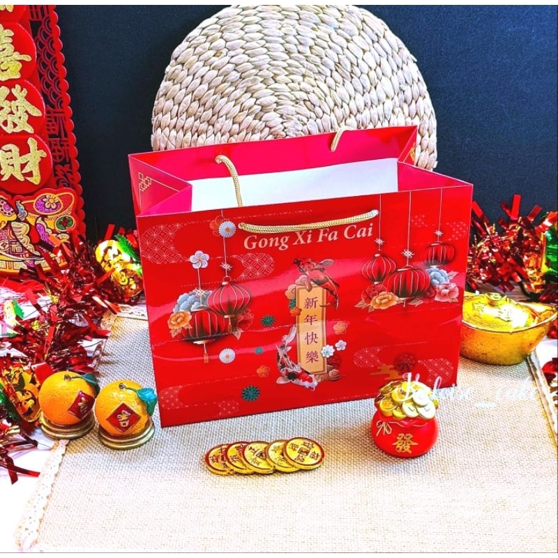 

( isi 5 pcs/ @ 14.000 )PAPERBAG CNY/SINCIA/IMLEK/CHINESE NEW YEAR UKR 27x22x15