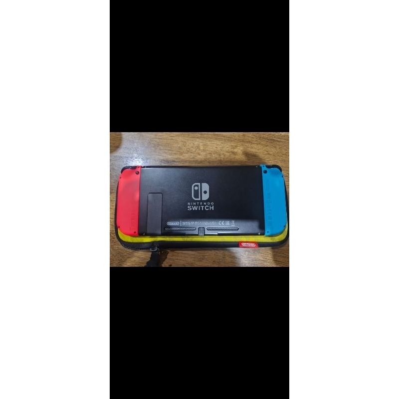 Nintendo Switch bekas +2 kaset game nintendo switch