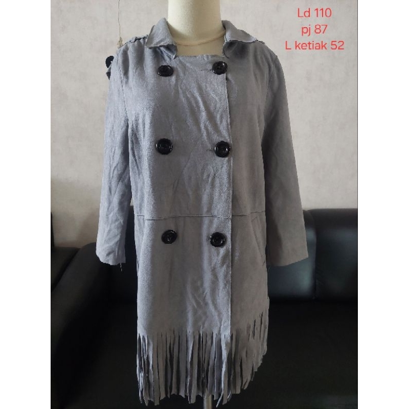 Fashion classic long coat jaket suede renda warna biru keabuan
