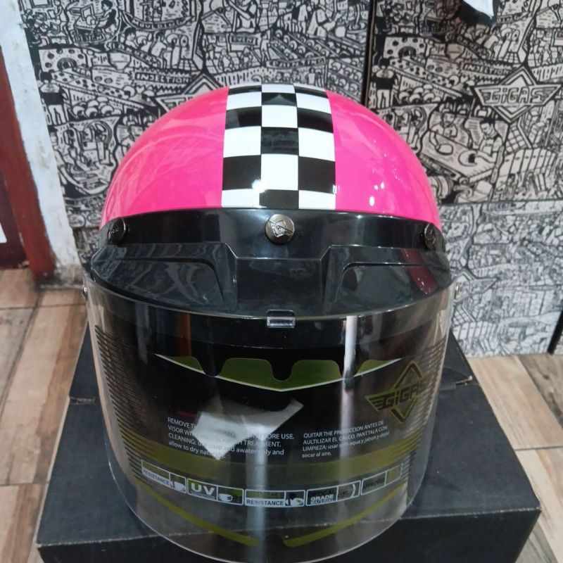 HELM GIGAS RETRO CLASIC