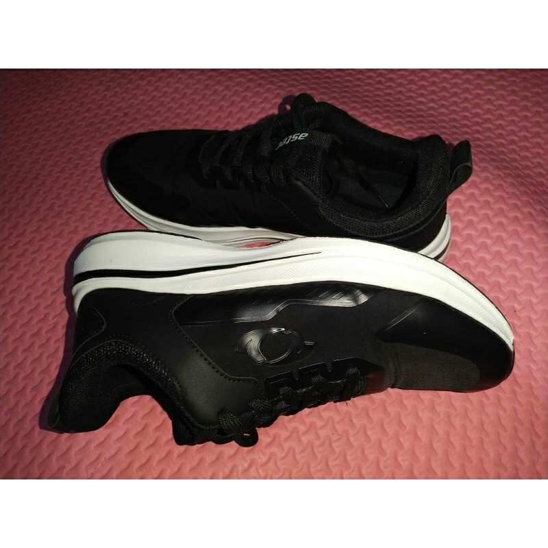 PRELOVED ASTEC ORIGINAL BLACK SHOES SEPATU ASTEC HITAM SIZE 42