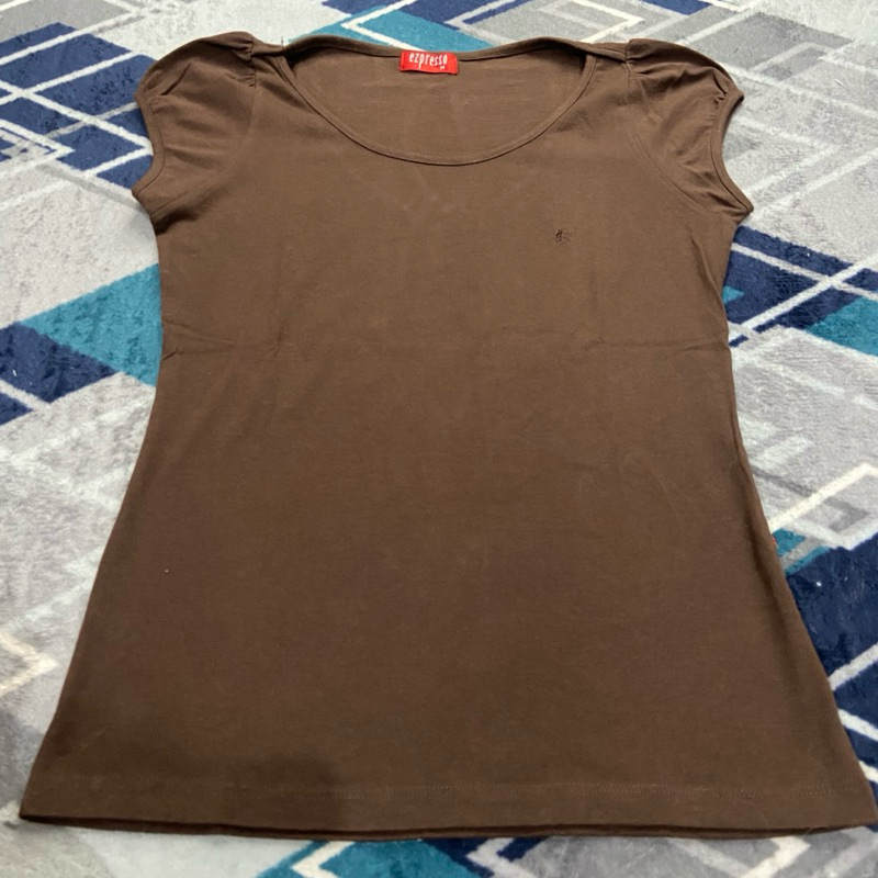 [PRELOVED] EZ*RESSO Kaos Polos Cokelat