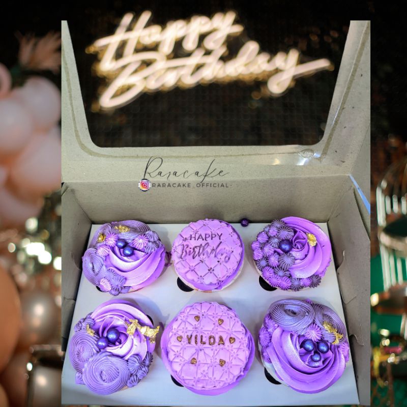 

cup cake purple set isi 6 glossy /mengkilap terlihat mewah dan elegan