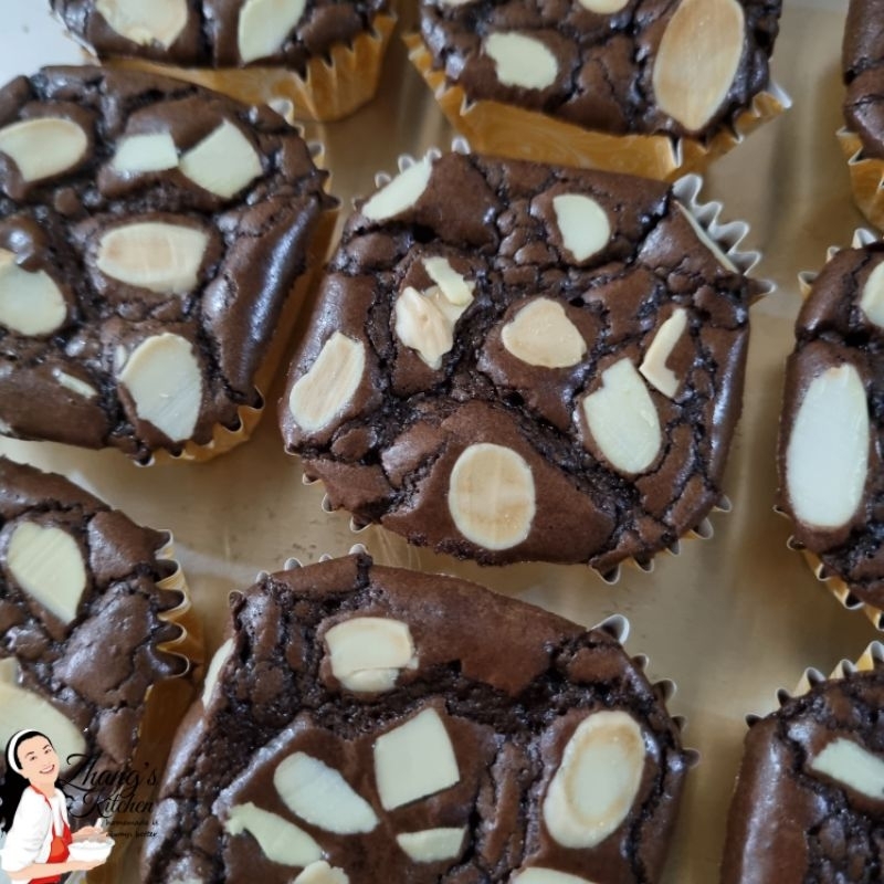 

Premium Brownies - 9 in a box
