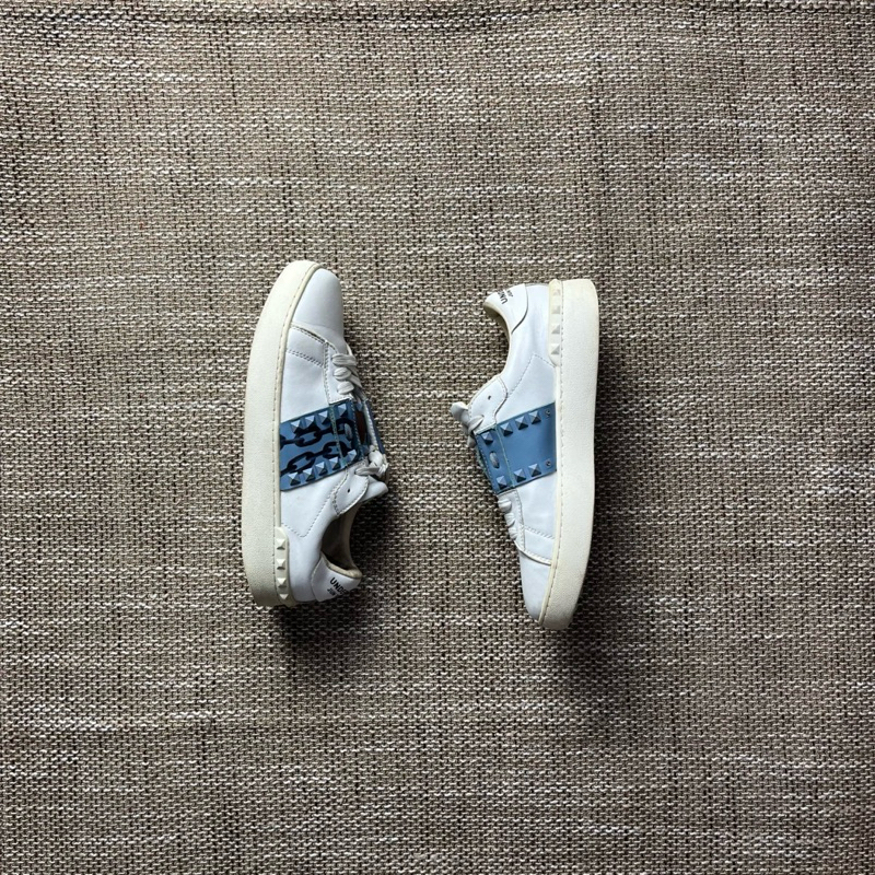Sepatu Valentino Garavani