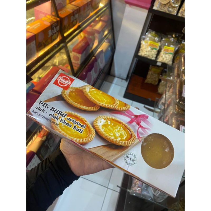 

Pie Susu Original Oleh-oleh Khas Bali