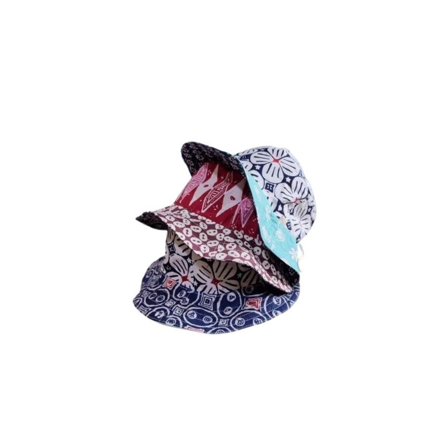 Batik Bucket Hat KoneKone bisa dipakai bolak-balik