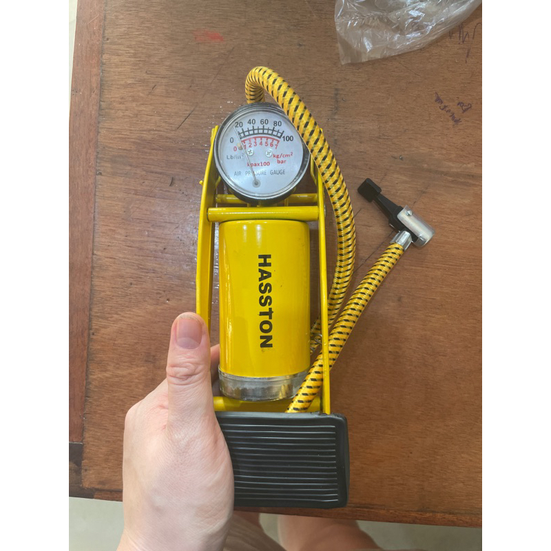 pompa injak hasston /pompa injak /foot pump ban motor mobil  hasston / pompa kaki pompa injak