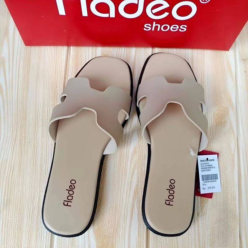 Sendal Selop Fladeo Sandal Slop Wanita Fladeo Sendal teplek hak redah sendal terbaru terlaris
