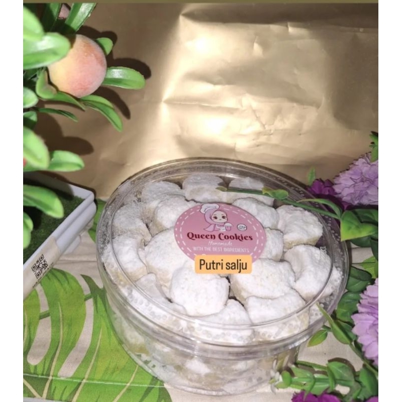 

kue putri salju lembut lumer