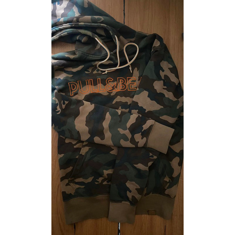 hoddie pull n bear camo original