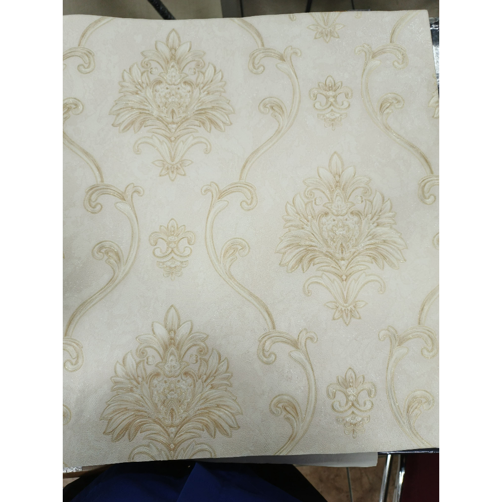 WALLPAPER VINCENZO VIN 118 (motif clasik) - cream emas