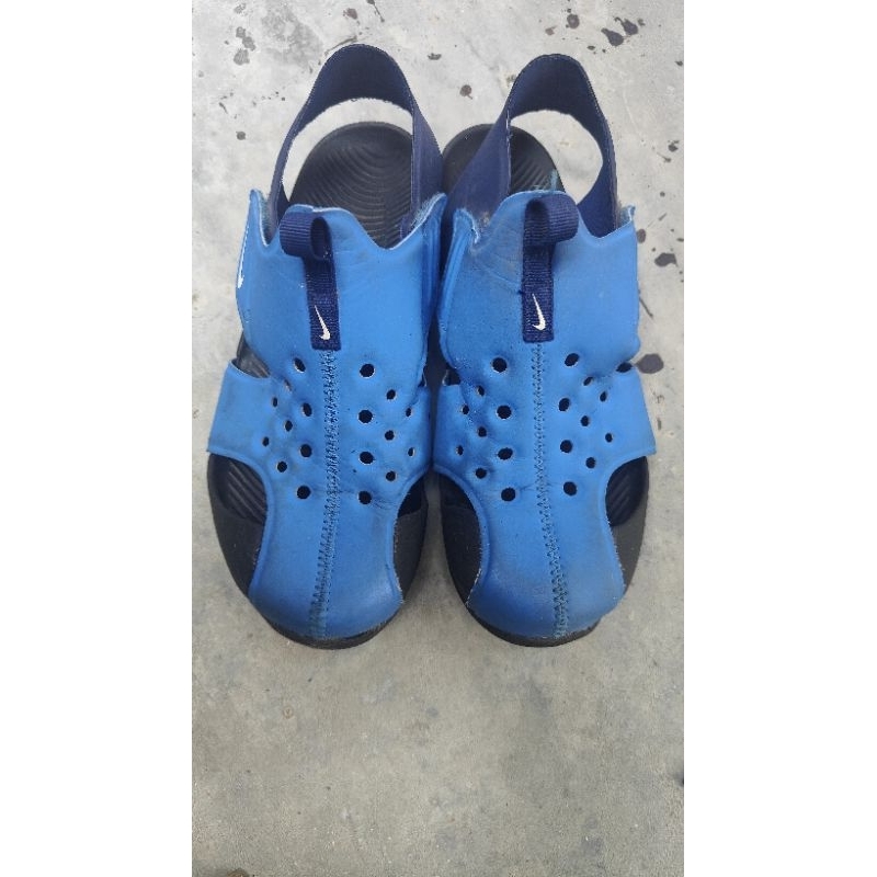 preloved sepatu sandal nike