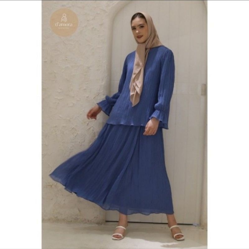 (preloved) D'amora Meeda Set (Top & Skirt) size L