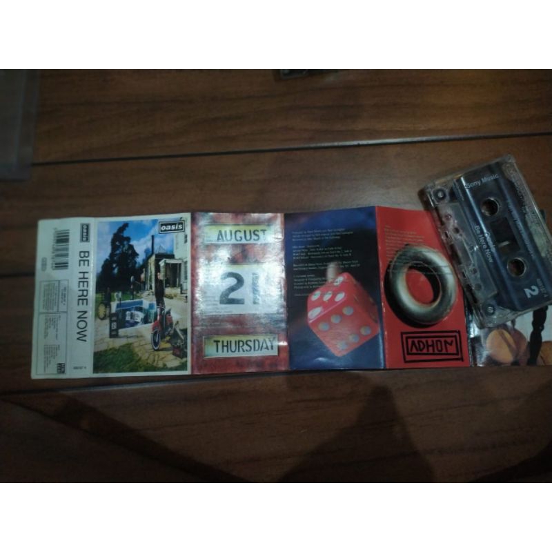 kaset pita oasis BE HERE NOW