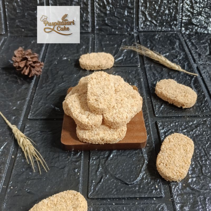 

Kue Lebaran Sagon Kelapa Jadul Beli 1 Toples 600ml Gratis 1 Toples 600ml, Beli 1 dapat 1