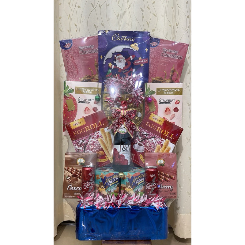 

Parcel natal dan imlek