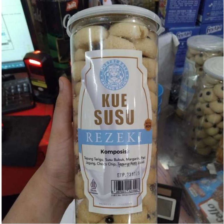 

Kue Susu Rezeki 400gr - Poetri Bali Kue Susu Lezat - Asli Susu Premium - Kue Susu Asli Bali