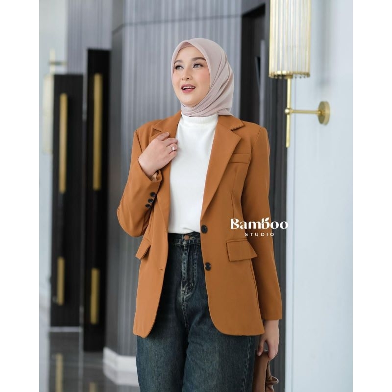 SALMA BLAZER dn NAIMA INNER by BambooStudio