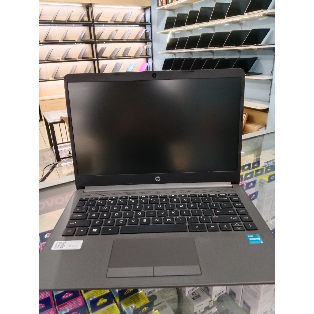 Laptop HP 240 G8 4gb 256gb Core i3-1115g4