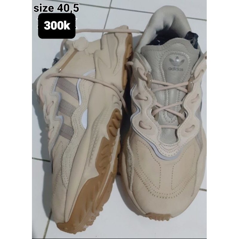 sepatu second adidas ozweego size 40