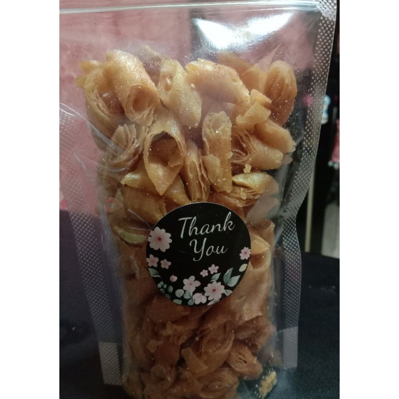 

lumpia kering asin bawang