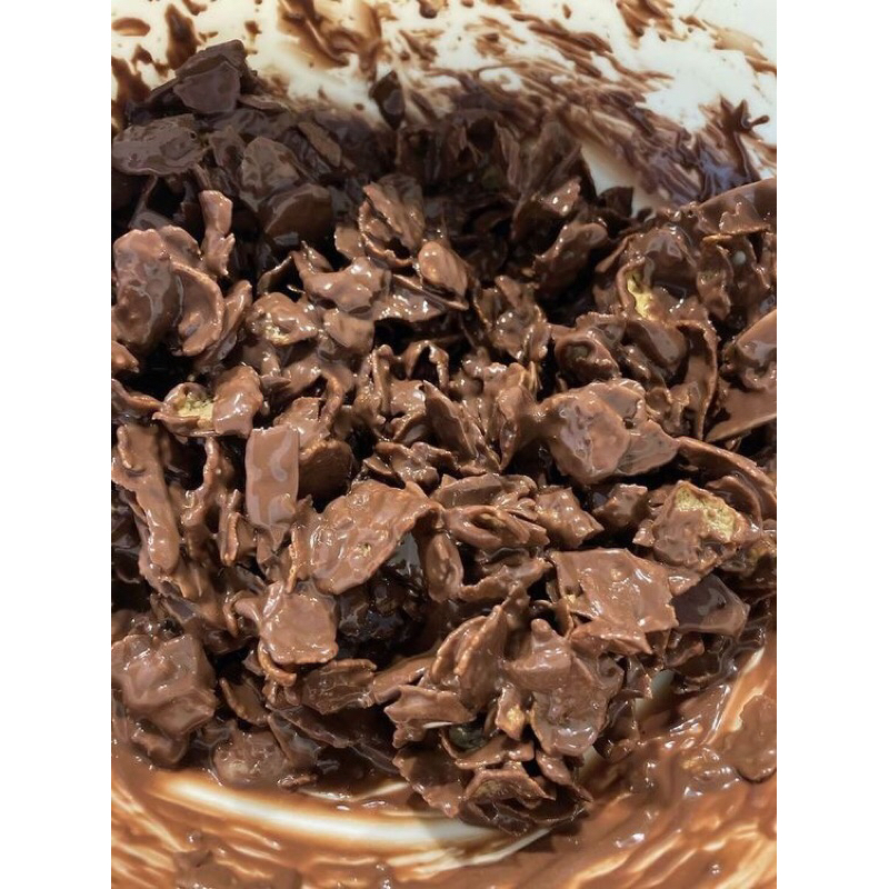 

Keripik Cokelat Makanan Hitam