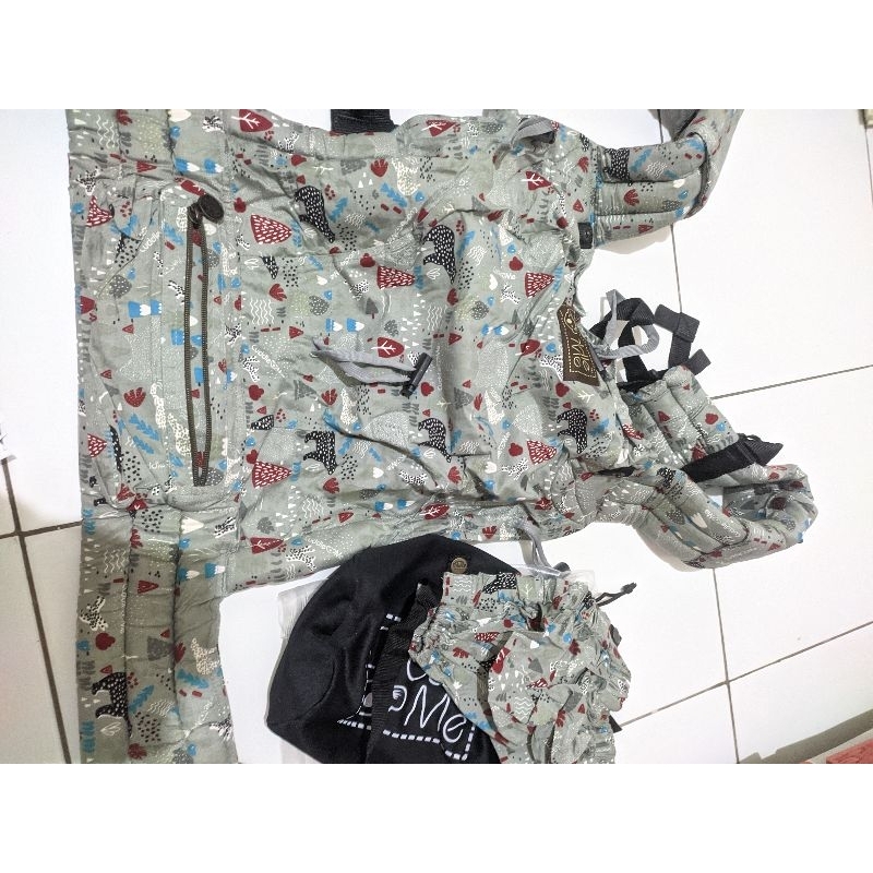 preloved gendongan cudle me levana/ preloved levana