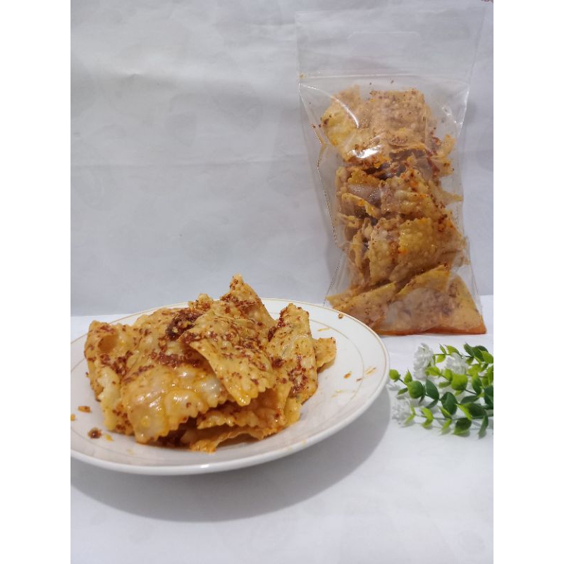 

Pangsit aceh pedas Chili oil isi 100 gram 250 gram dan 500 gram