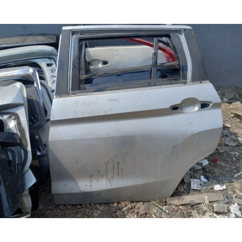 pintu tengah,pintu belakang xpander 2016_2024