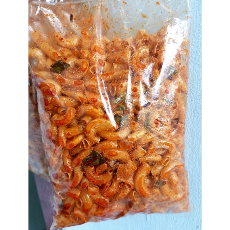 

makaroni cikruh 200gr / 500gr extra pedas daun jeruk.snack cemilan - makanan ringan-