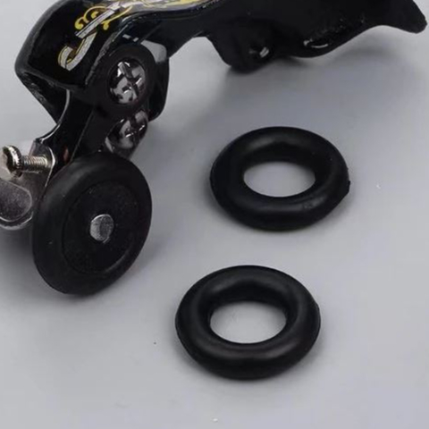 P/N 117 Karet Gulungan Spool / Karet Bobbin Winder Mesin Jahit Klasik Butterfly Singer