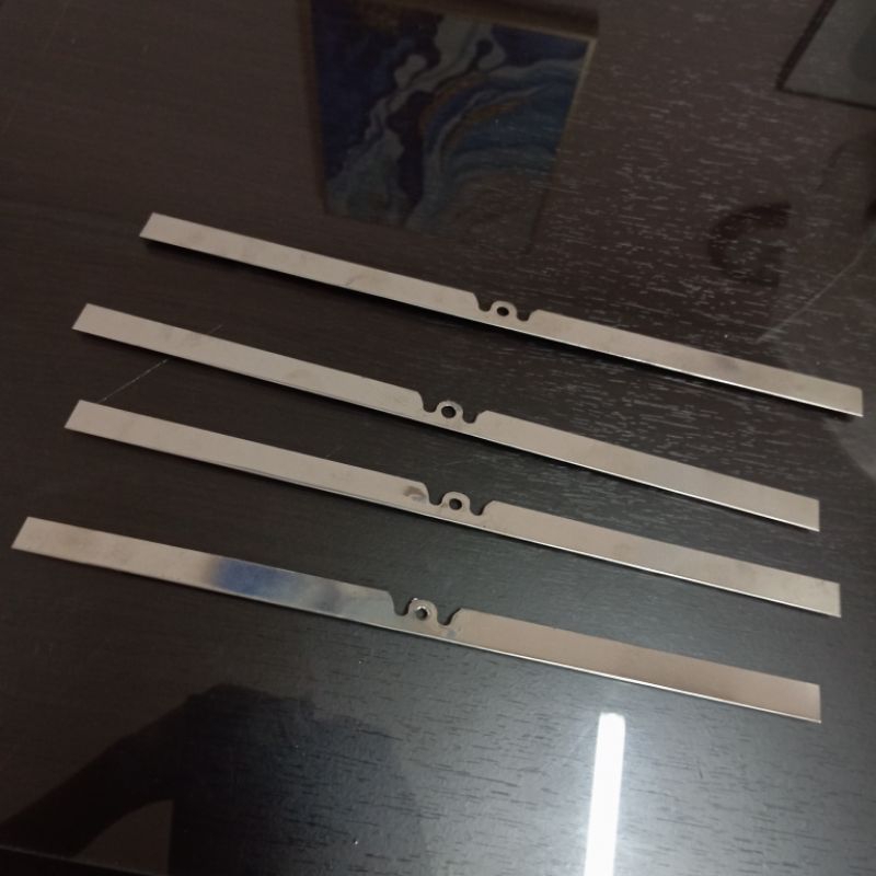 

100 pcs Klem Seng Kalender / Plat Seng Kalender 32 cm