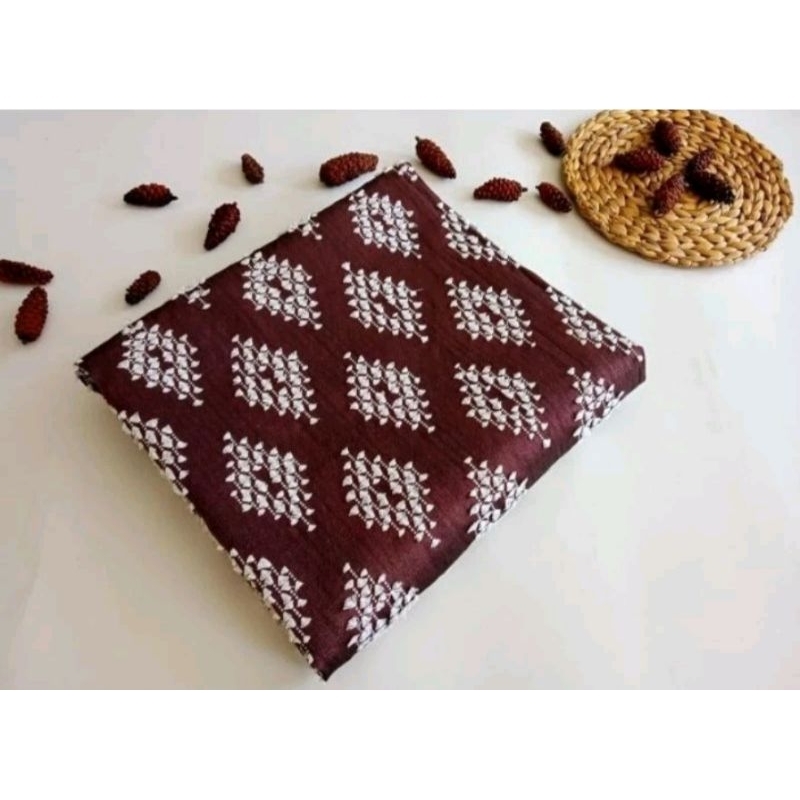 Kain Tenun Sulam Bulu 1,5 Meter