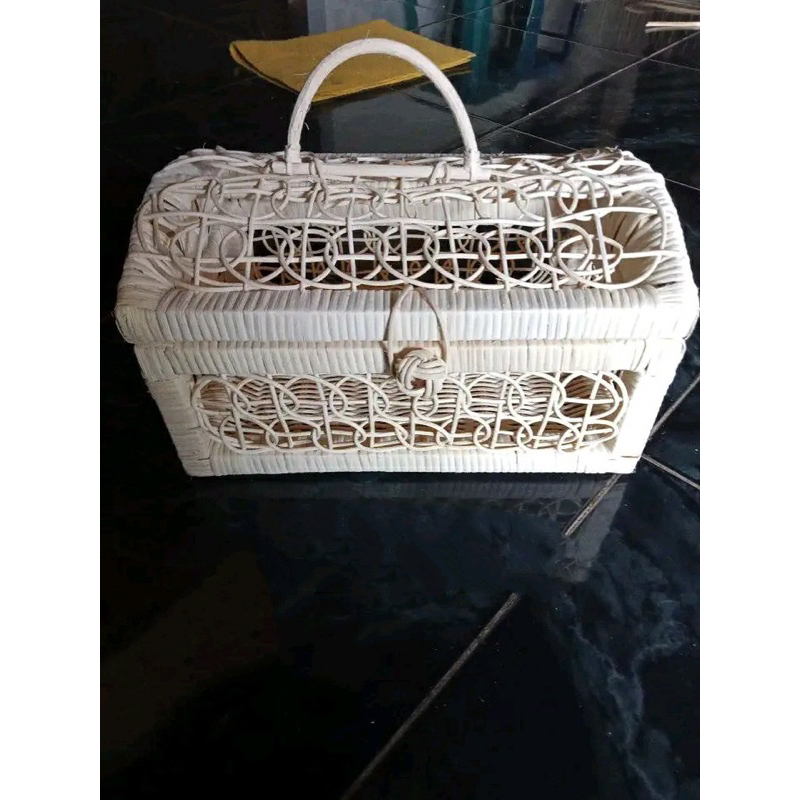 

keranjang hampers lucu cantik peti parcel