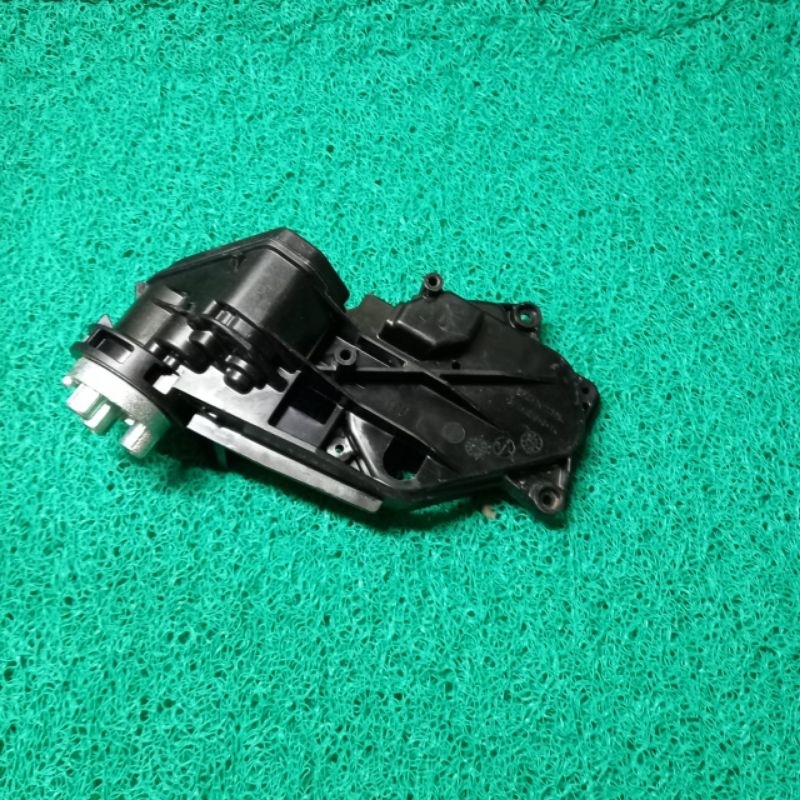 BREKET ENGSEL DUDUKAN LIPAT SPION HONDA JAZZ Tipe S