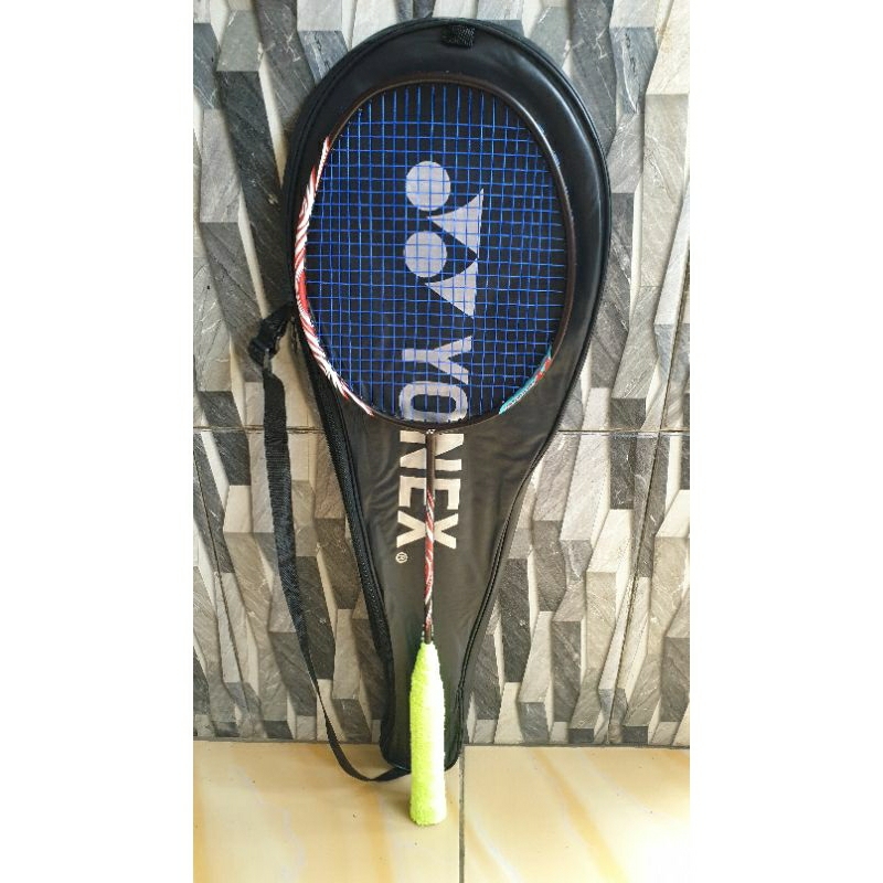raket yonex astrox 100zz