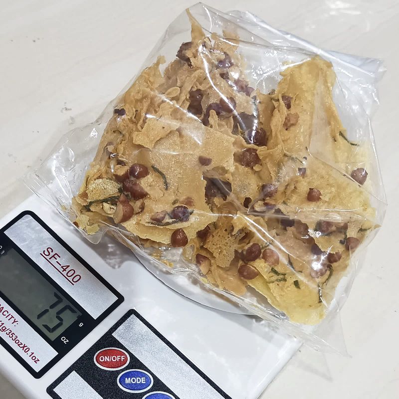 

Peyek Kacang Rasa Tradisional 75 gram Camilan By Raissa Cemilan Rasa Renyah Gurih Fresh Higienis Dijamin Enak Fan Renyah