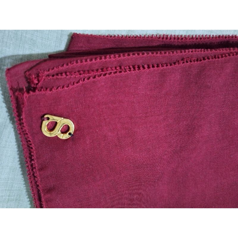 (Preloved) Jilbab Buttonscarves Polos