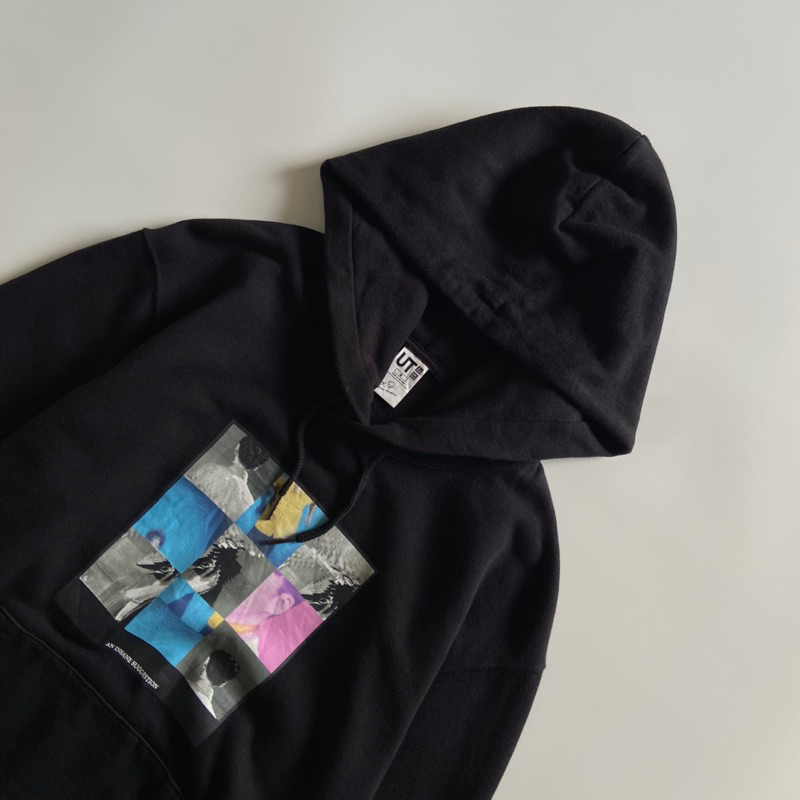 HOODIE UNIQLO UT X GEN HOSHINO