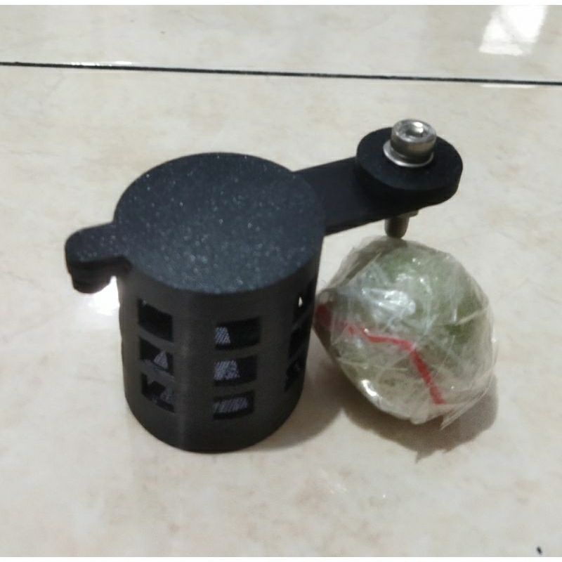 Tempat Kamper Anti Tikus Mobil