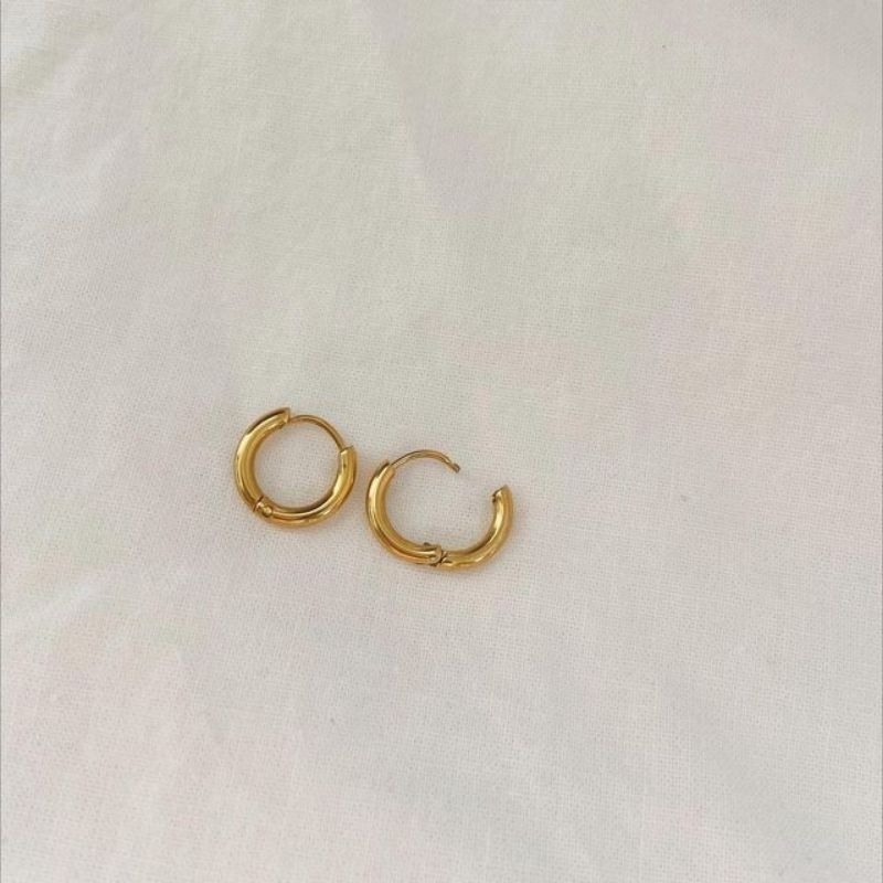 Anting Titanium Bulat Polos Elegan