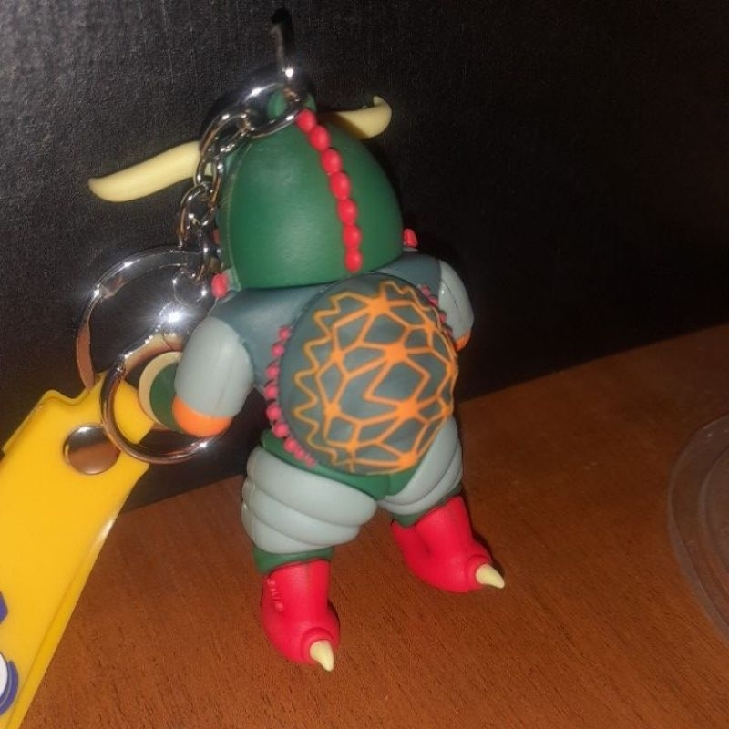 Keychain Ultracore Seven & Secret Edition Kaiju Version Ultraman Ultramilk Original.