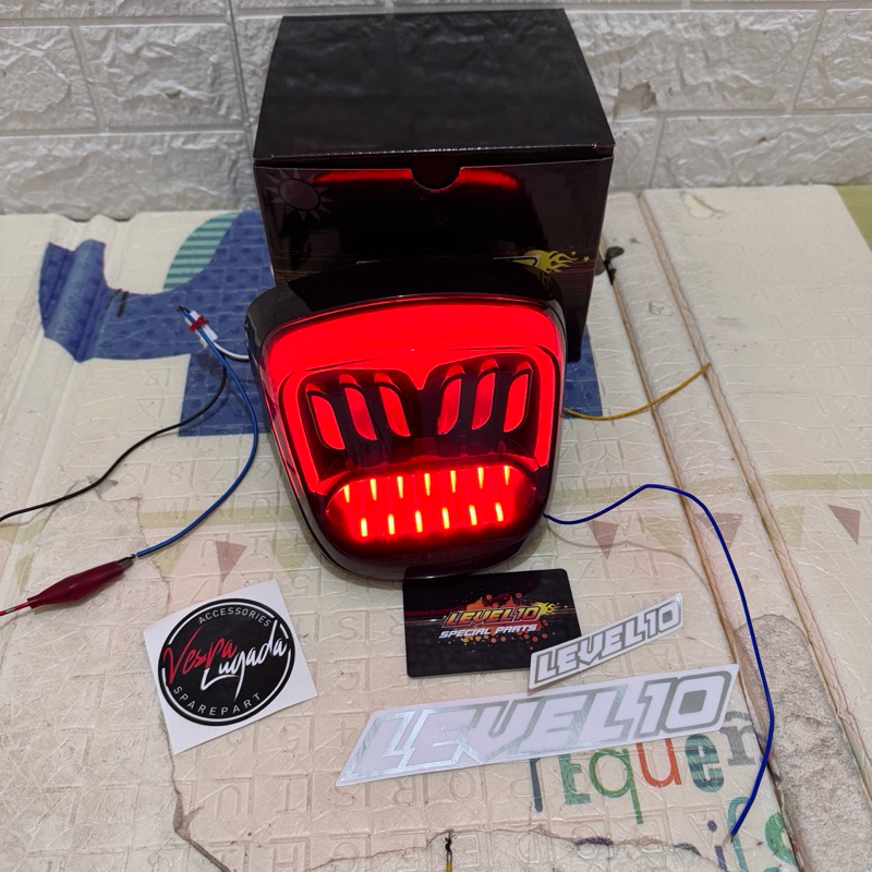 Stoplamp level10 vespa sprint primavera