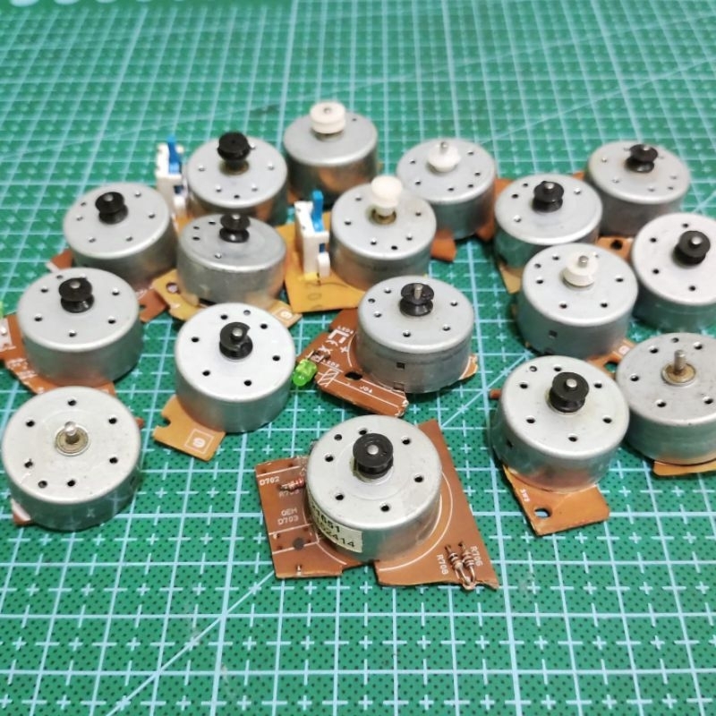 HARGA 10PCS DINAMO GENERATOR LED DC MOTOR LED DINAMO LAMPU LAYANGAN DINAMO DVD
