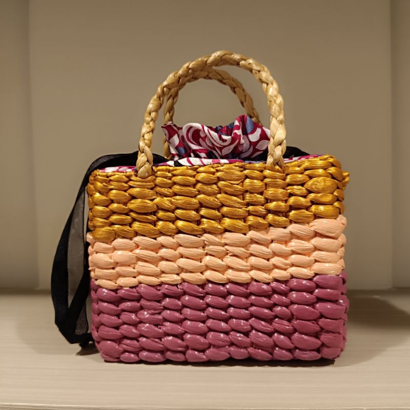 Tas Anyaman,Tas Anyam,Tas Wanita Tas Enceng Gondok,Tas Bridesmaid,Tas Hampers,Tas Souvenir,Tas Panta