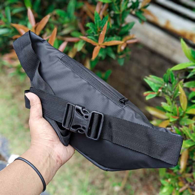 NEW ARRIVAL [Waist Bag Original DM] Tas Selempang Pria Waterproof Waist Bag Pria Original Produk