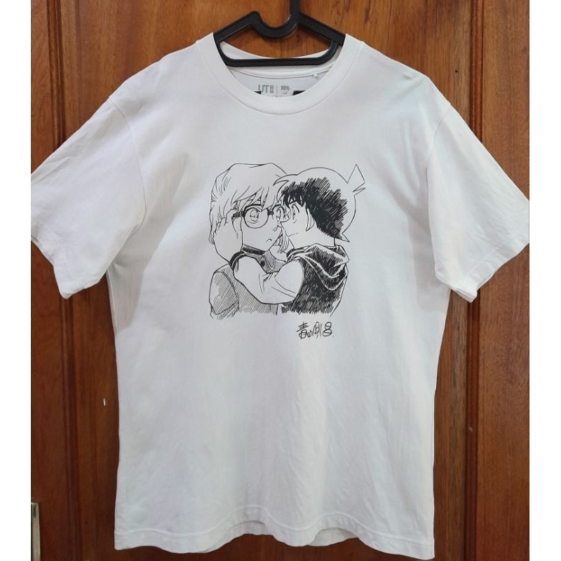 Kaos Tshirt Uniqlo UT x Detective Conan Series.  Preloved/Second/vintage