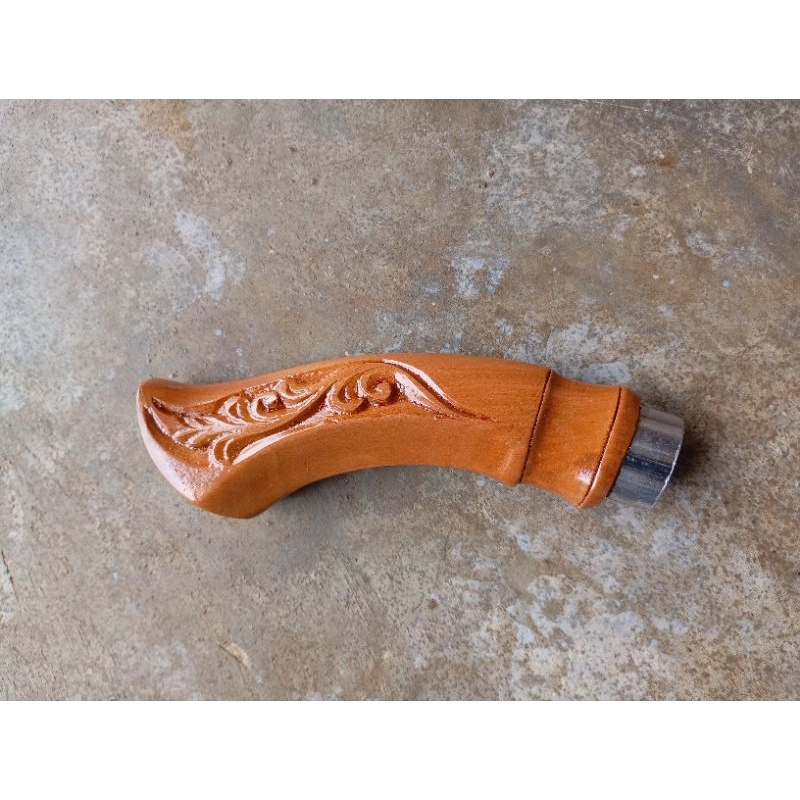 gagang golok kayu rasamala politur ukir